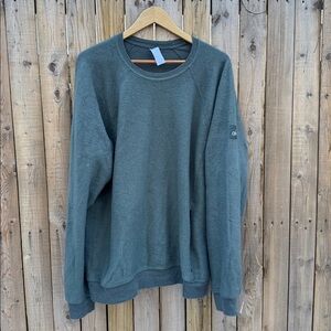 Alo yoga mens crew neck sweatshirt